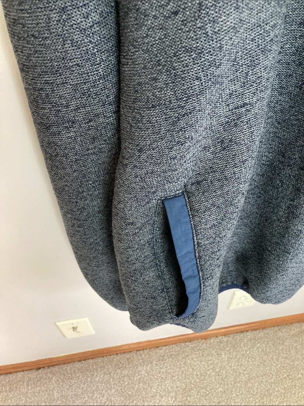 Eddie Bauer Gray Heather Fleece Crewneck Pullover with Blue Trim, Men’s Size XXL - Picture 6 of 8